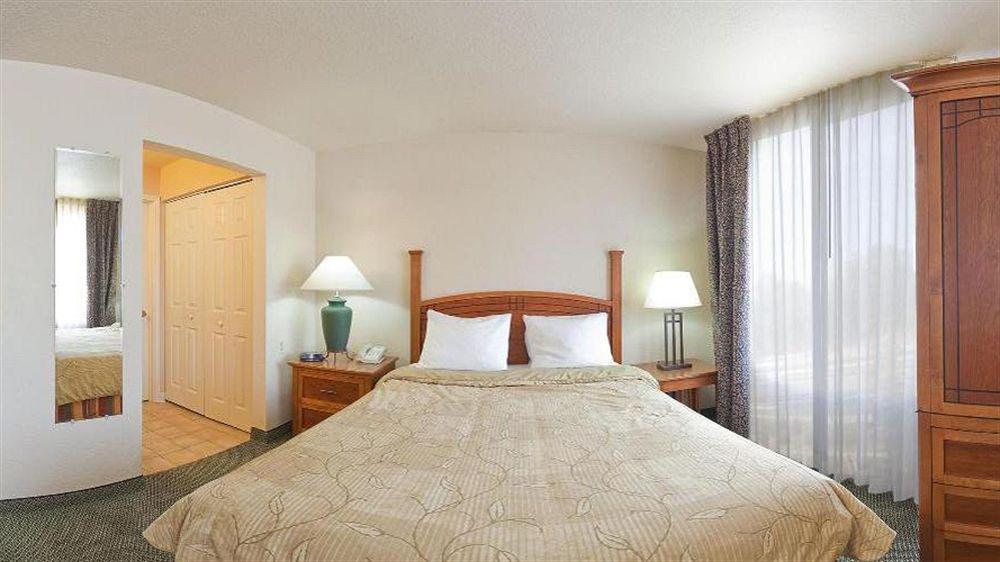 Staybridge Suites Lincolnshire By Ihg Eksteriør billede
